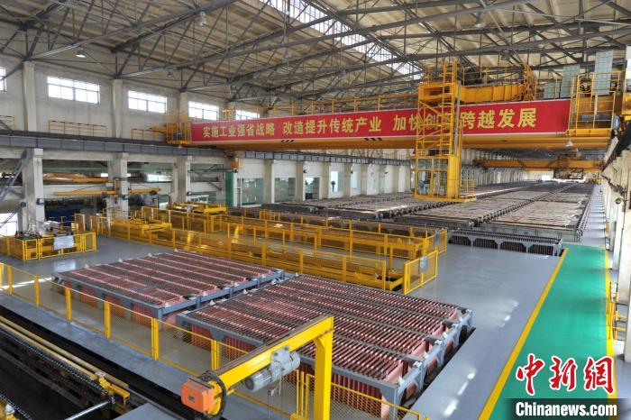 “中国铜城”甘肃白银：从“铜老大”到“新引擎”